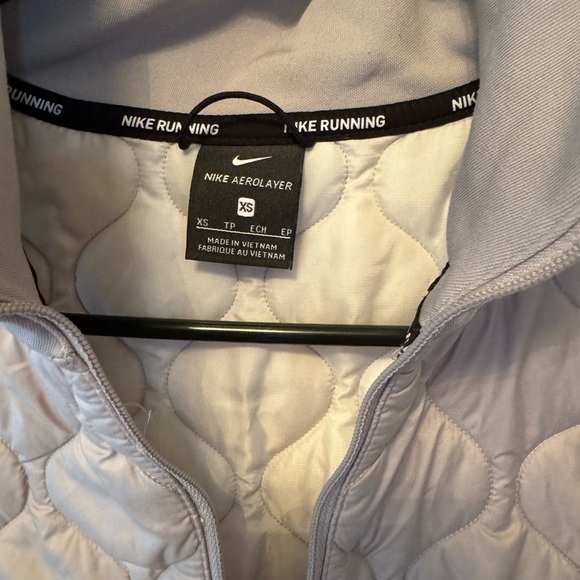 Nike running quilted gray zip up vest - Picture 2 of 8